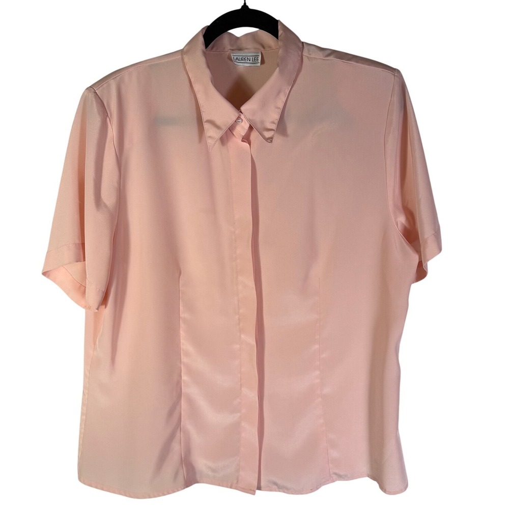 VTG Lauren Lee Peach Pink Satin Short Sleeve Button Up Blouse Faux Pearl Size 18